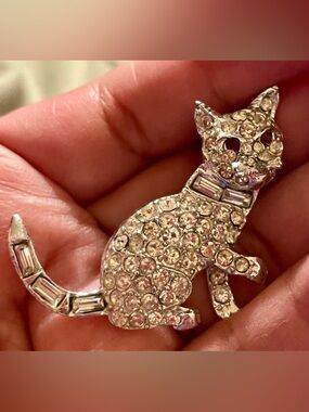 Pell Silver Cat Brooch Pin - Rhinestone Accent